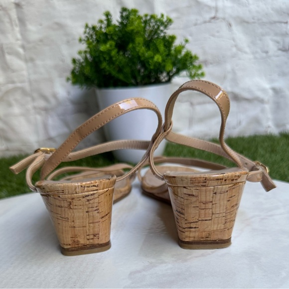 Stuart Weitzman
Oasis 50MM Leather Wedge Sandalsa size 7 Adobe (Nude) Cork - Picture 11 of 13